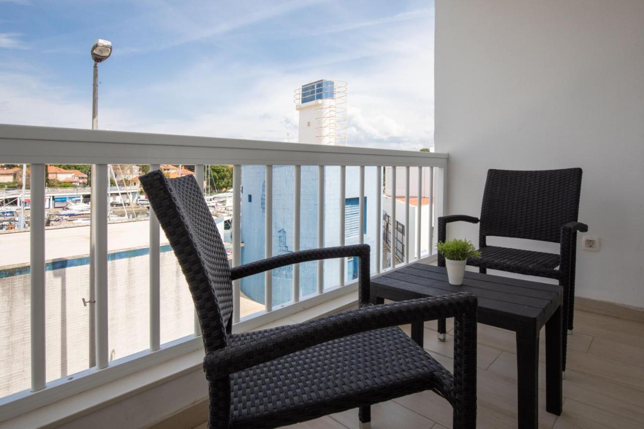 R&b Apartament *