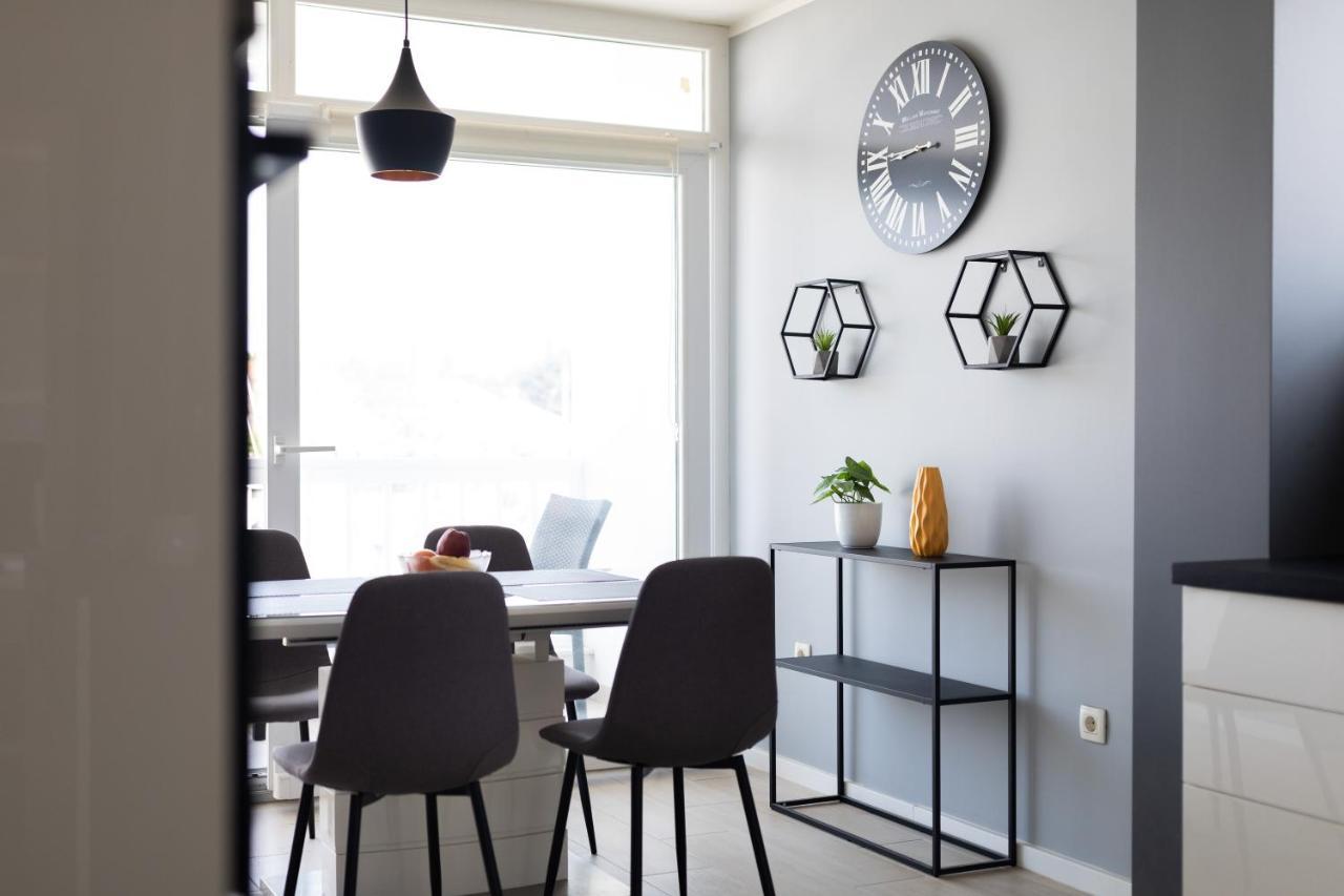 R&b Apartment *